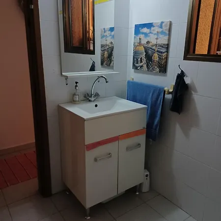 Shared 1st Floor Homestay Limassol