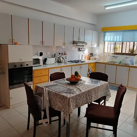 Shared 1st Floor *