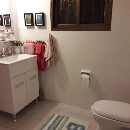 Habitación en casa particular Shared 1st Floor *