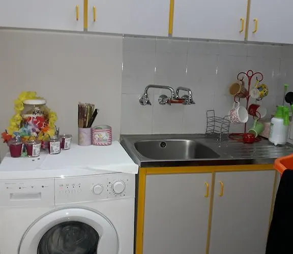 ホームステイ Shared 1st Floor