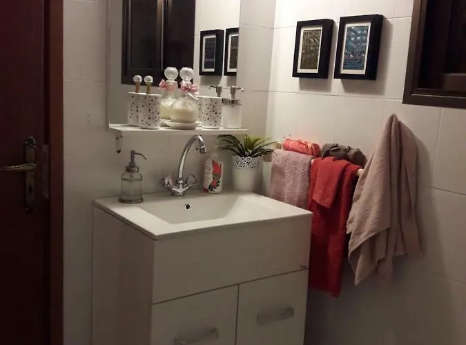 Shared 1st Floor ホームステイ リマソール