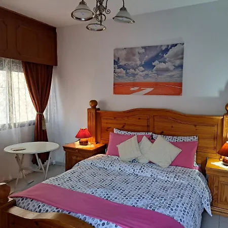 Shared 1st Floor Privatunterkunft